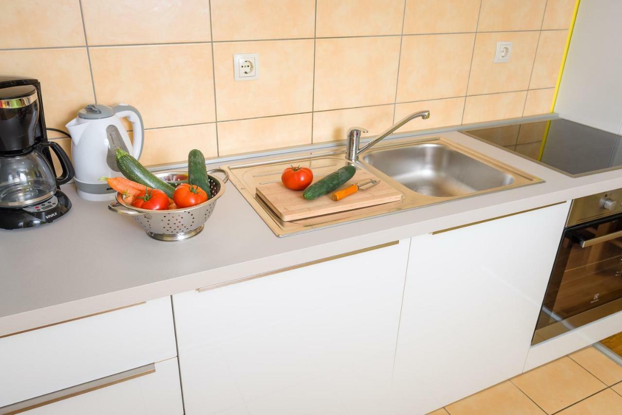 Apartment Medak City Center Nena Split Bagian luar foto