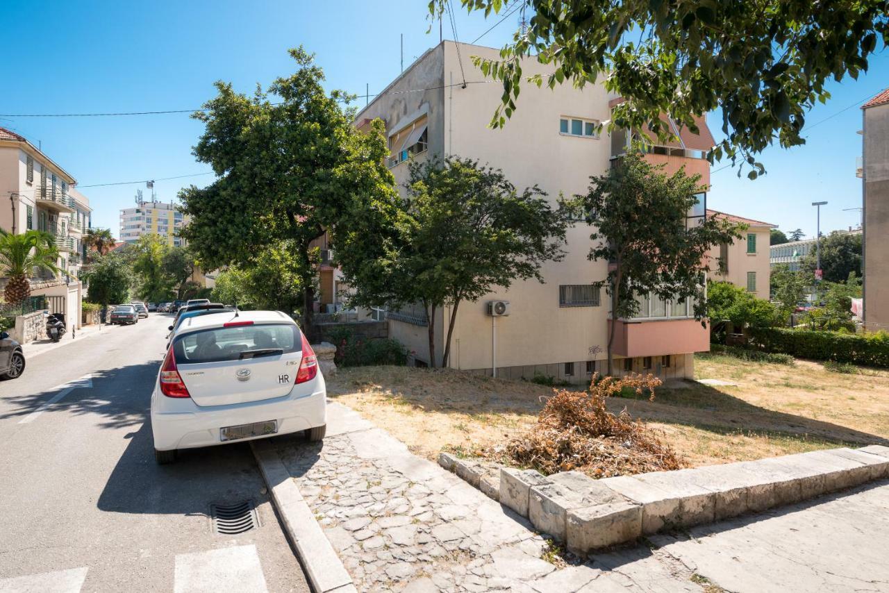 Apartment Medak City Center Nena Split Bagian luar foto