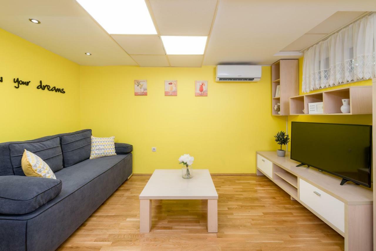 Apartment Medak City Center Nena Split Bagian luar foto